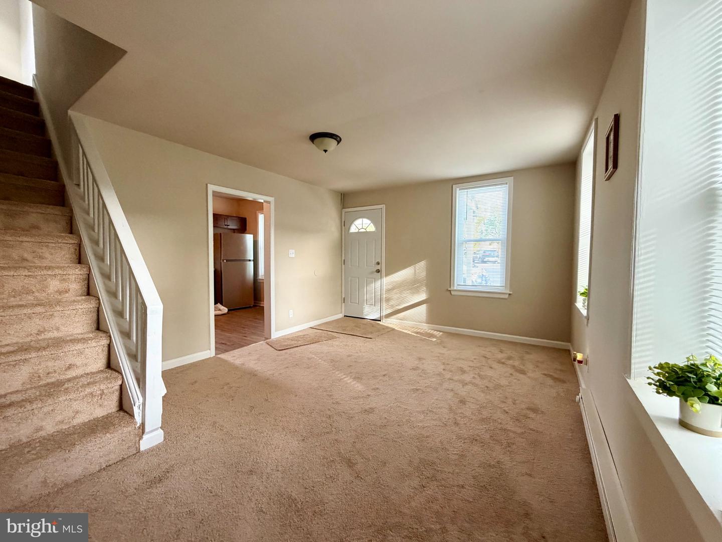 451 N Warren St Property Photo 5