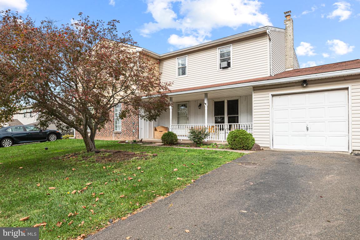 2835 N FORD DR # Property Photo 1