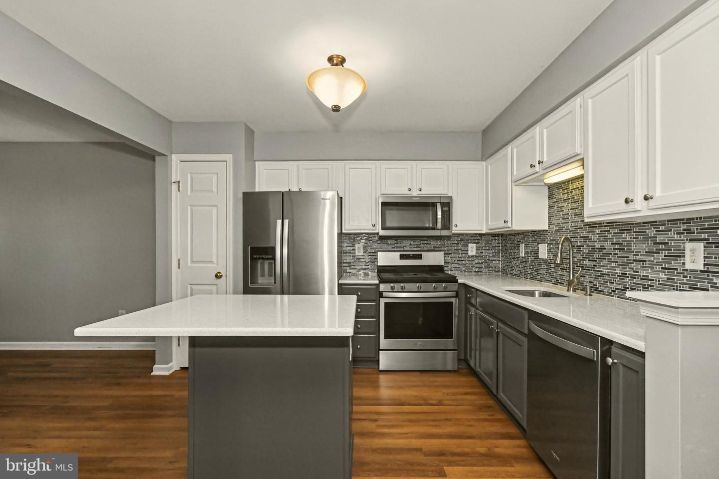 201 General Hancock Blvd Property Photo 2