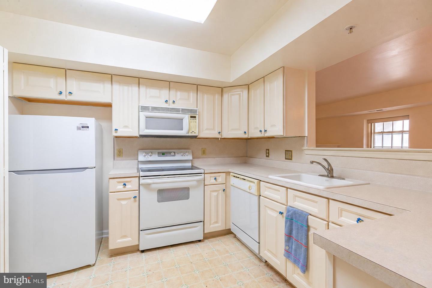 236 BRANDON RD Property Photo 1