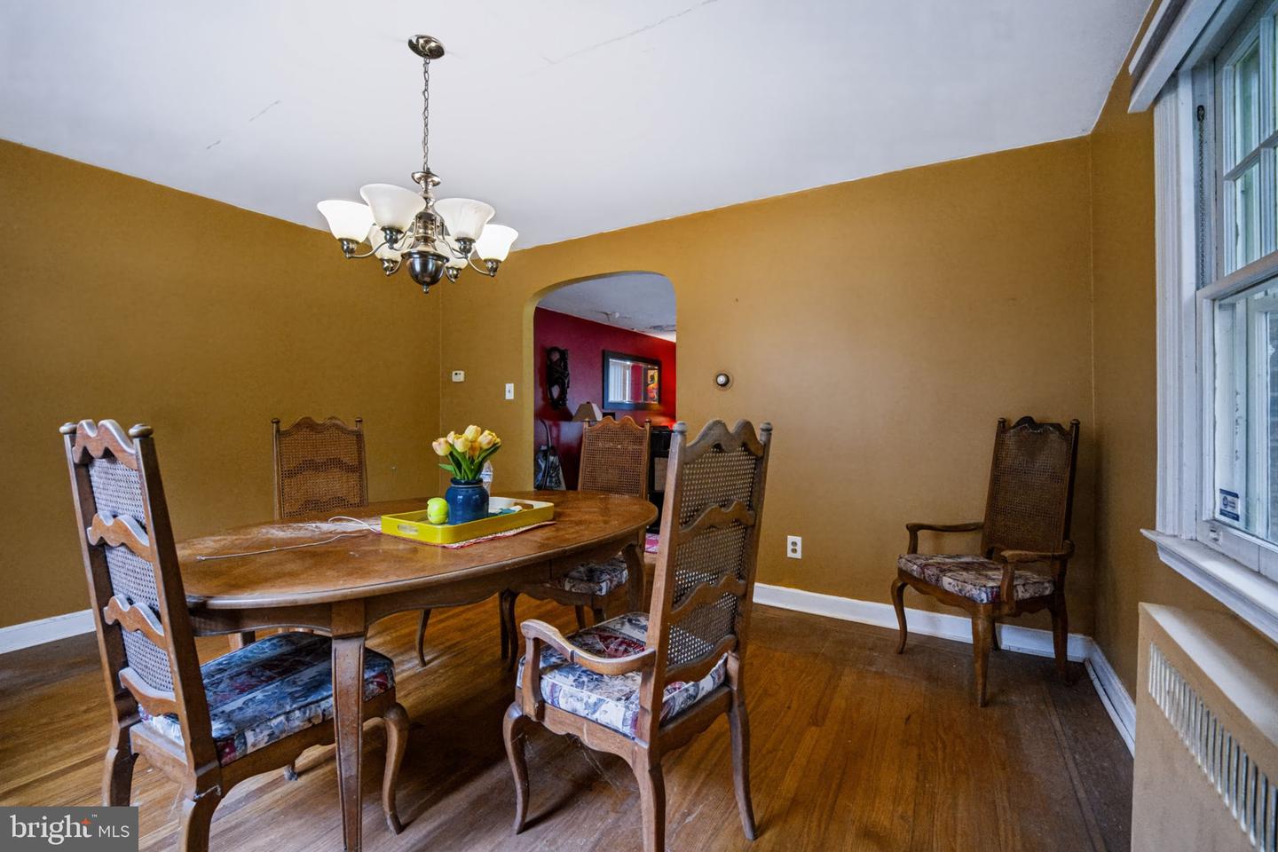 321 Asbury Ave # Property Photo 9