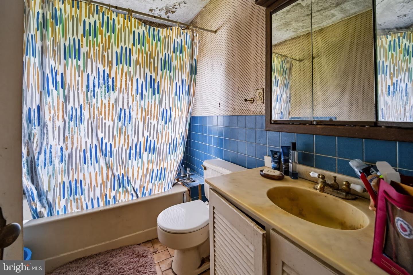 321 Asbury Ave # Property Photo 14