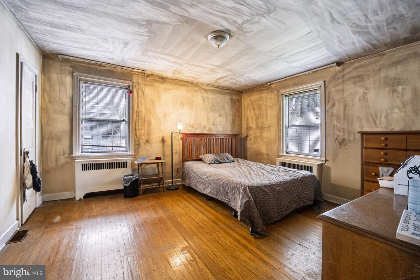 321 Asbury Ave # Property Photo 15
