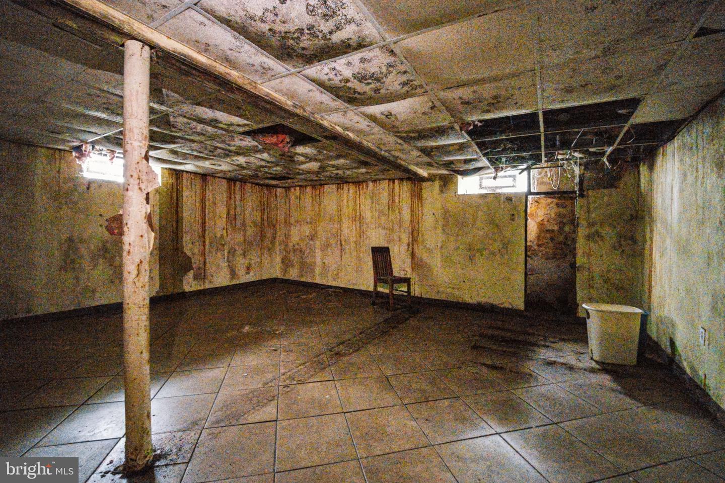 321 Asbury Ave # Property Photo 19