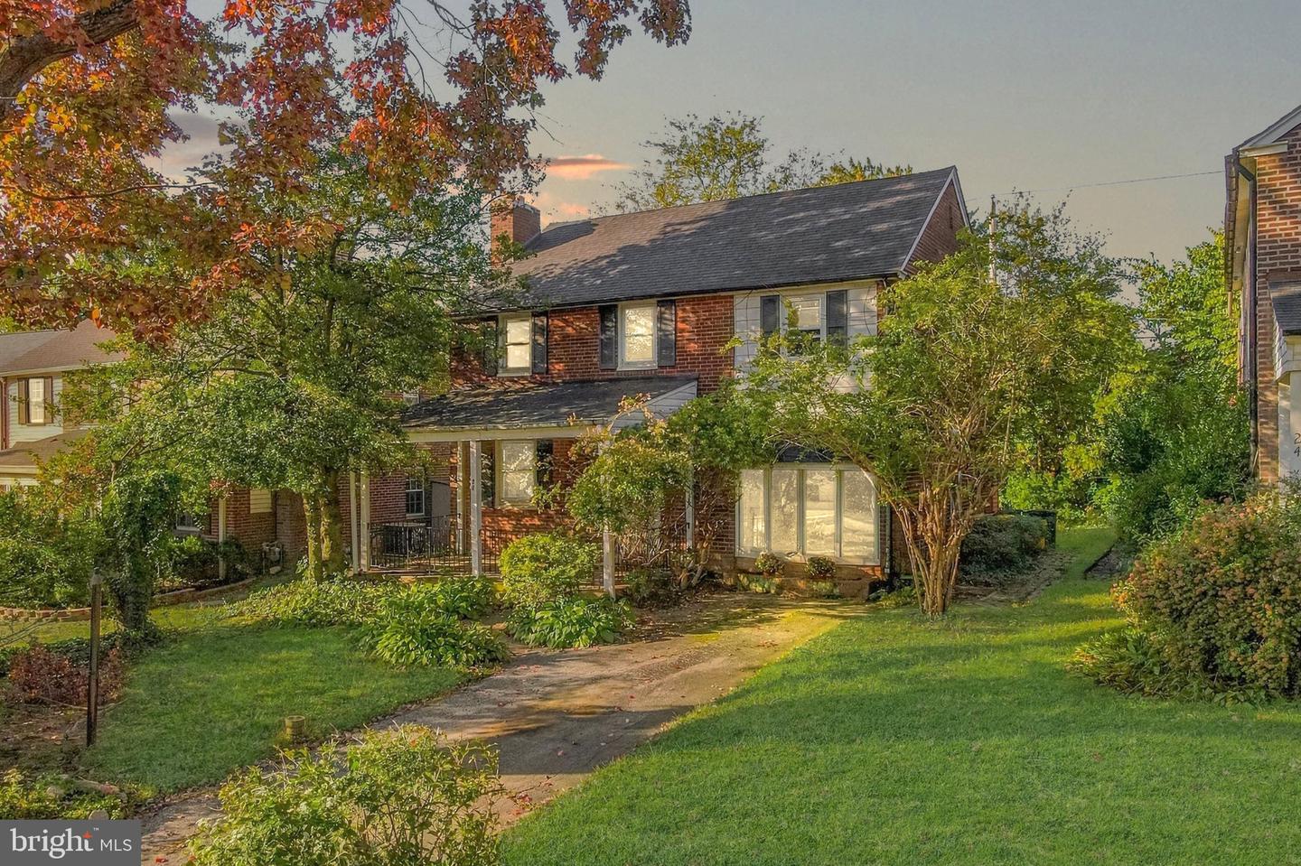 22 Rock Glen Rd Property Photo 1