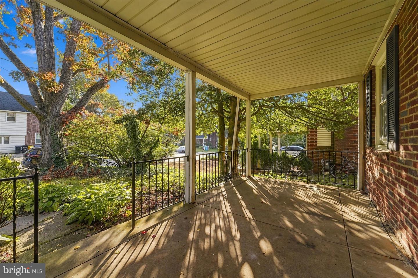 22 Rock Glen Rd Property Photo 4