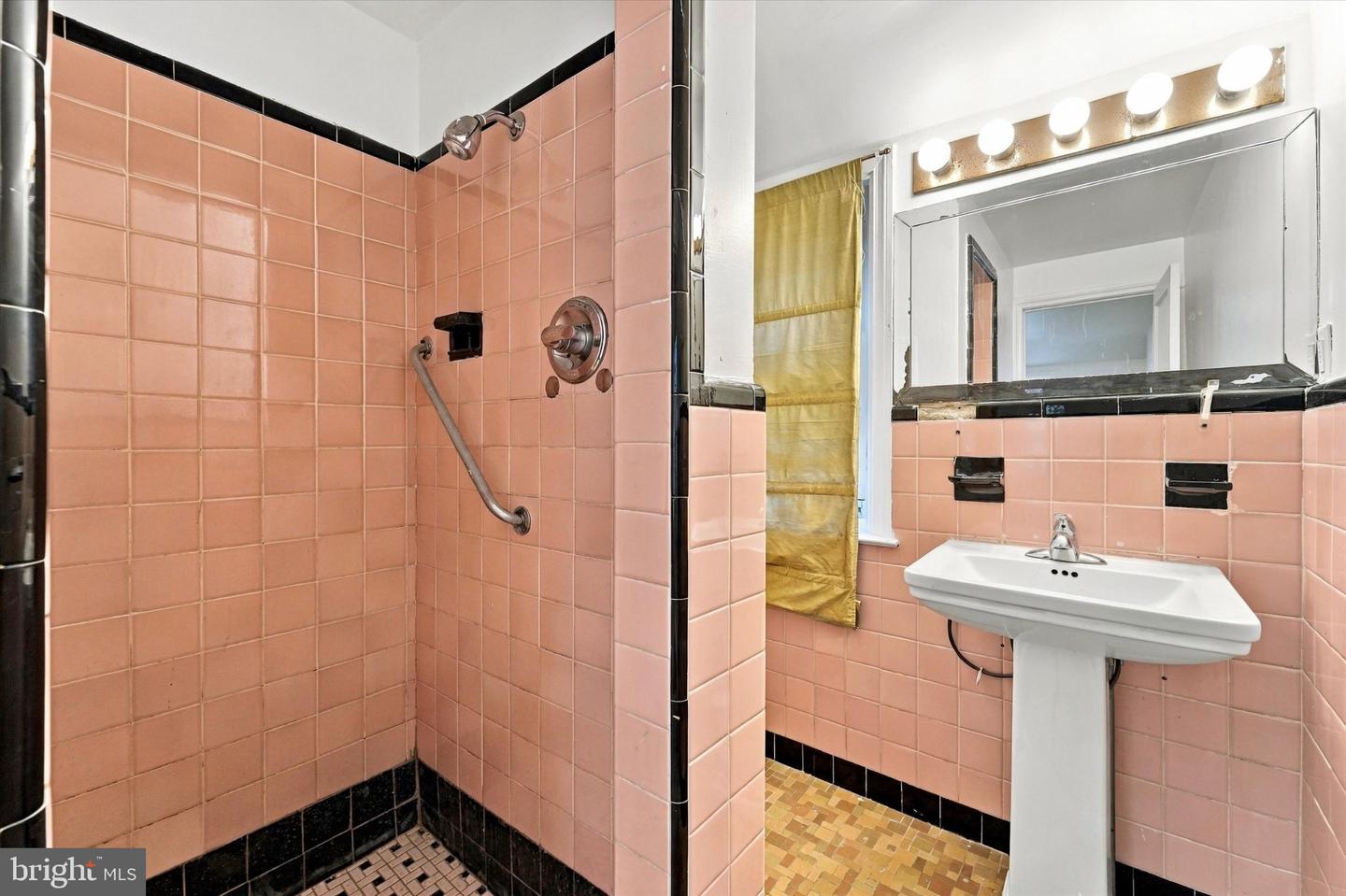 22 Rock Glen Rd Property Photo 23
