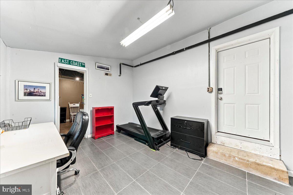 2914 Rossiter Ave Property Photo 31