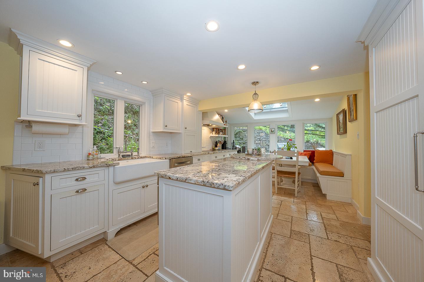 1169 Radnor Rd # Property Photo 9