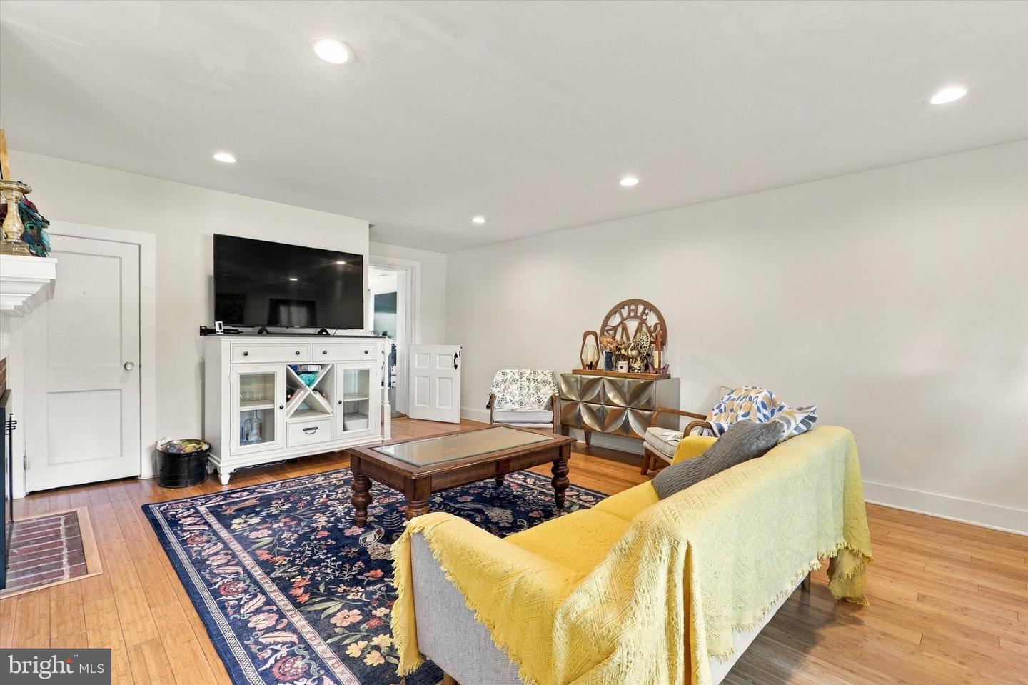 4125 Pilgrim Rd # Property Photo 4