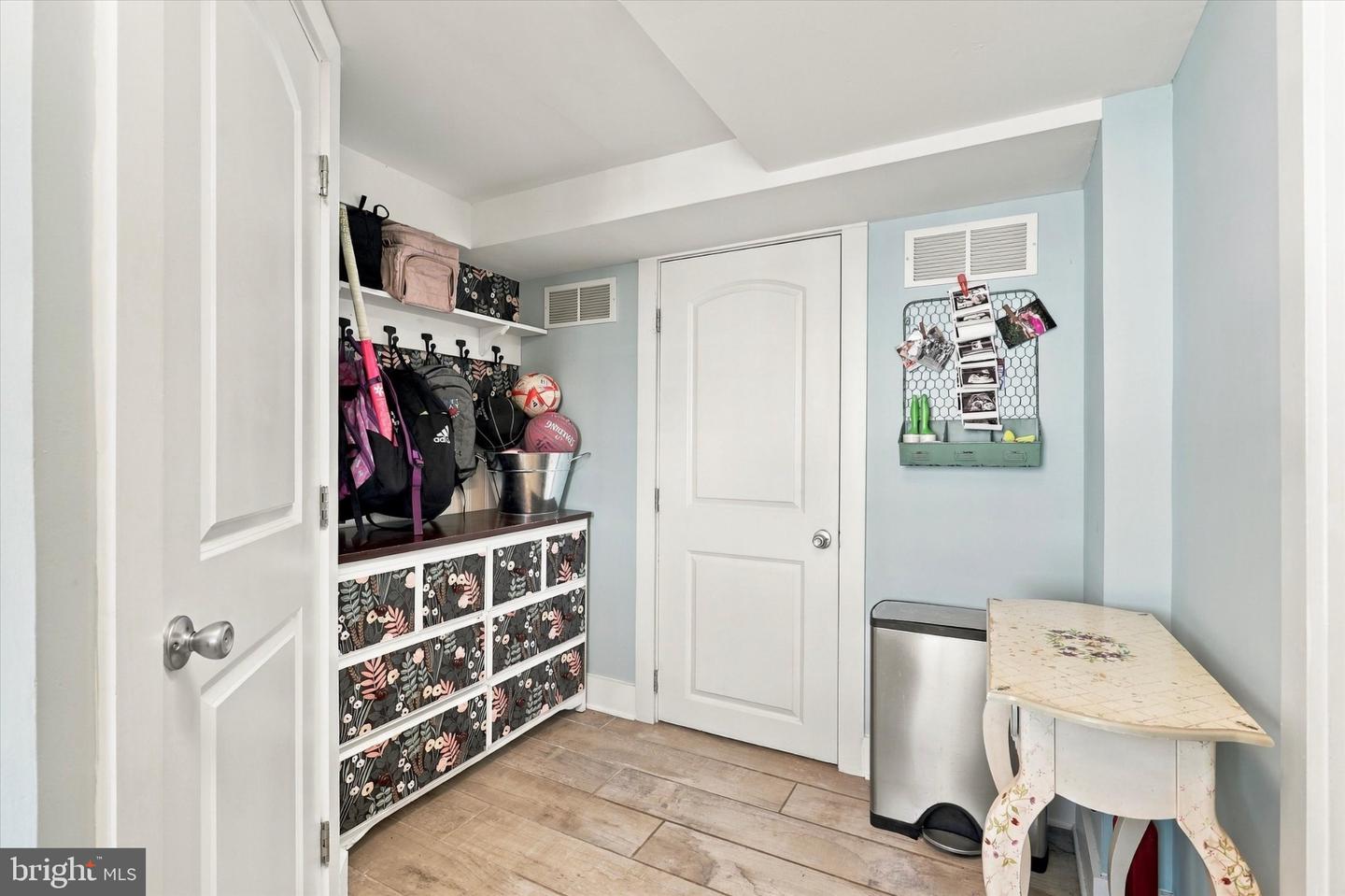 4125 Pilgrim Rd # Property Photo 10