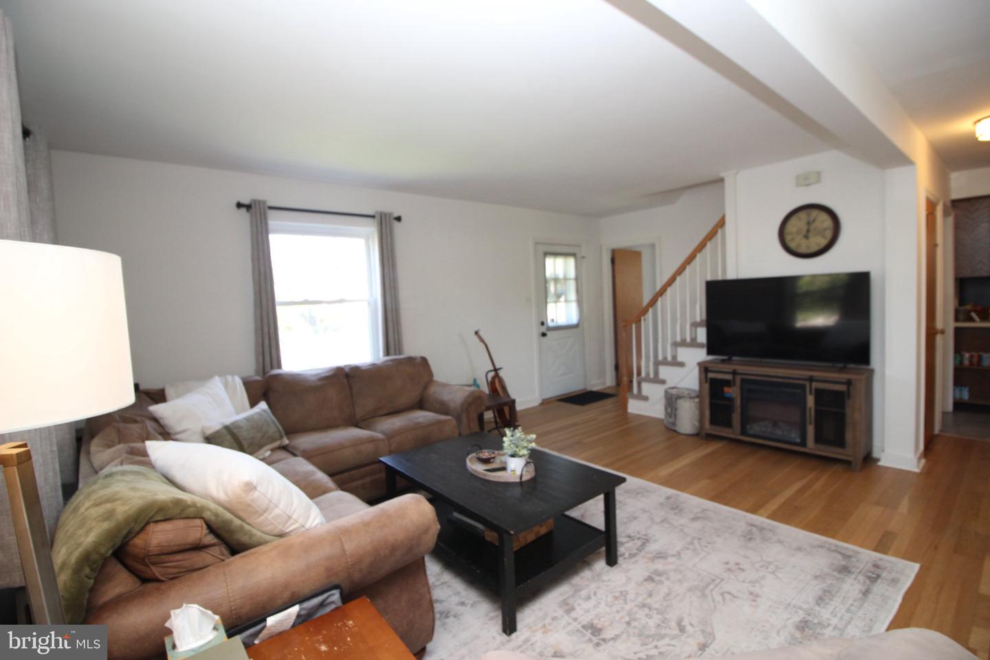 602 S Main St # Property Photo 5