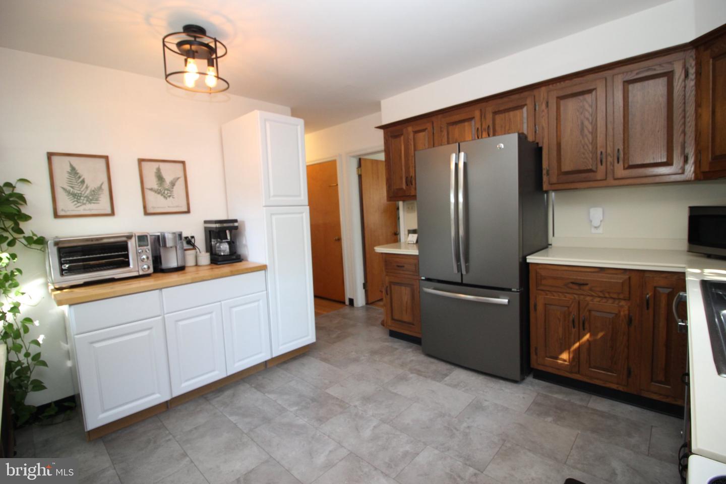 602 S Main St # Property Photo 12