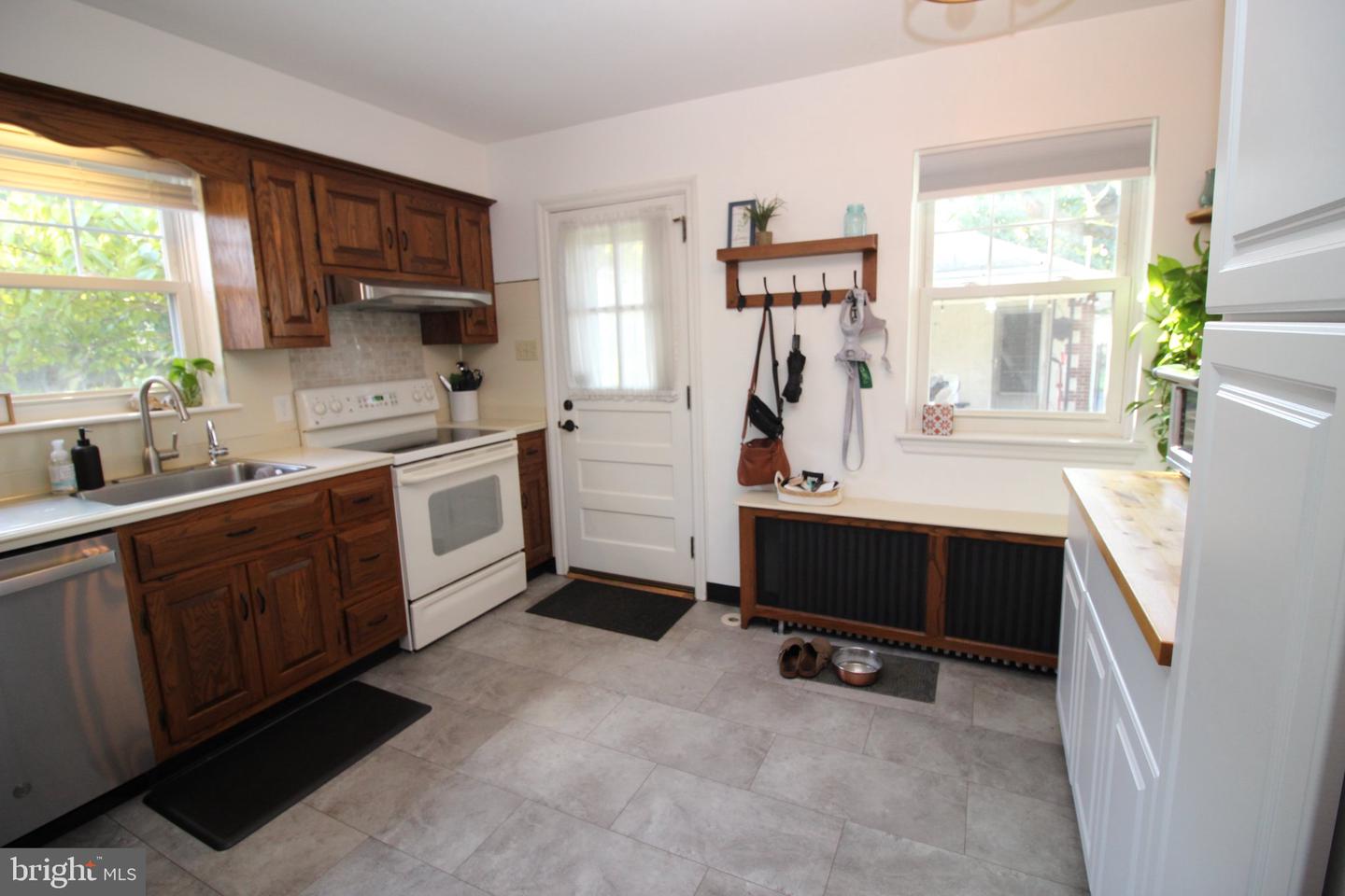 602 S Main St # Property Photo 13