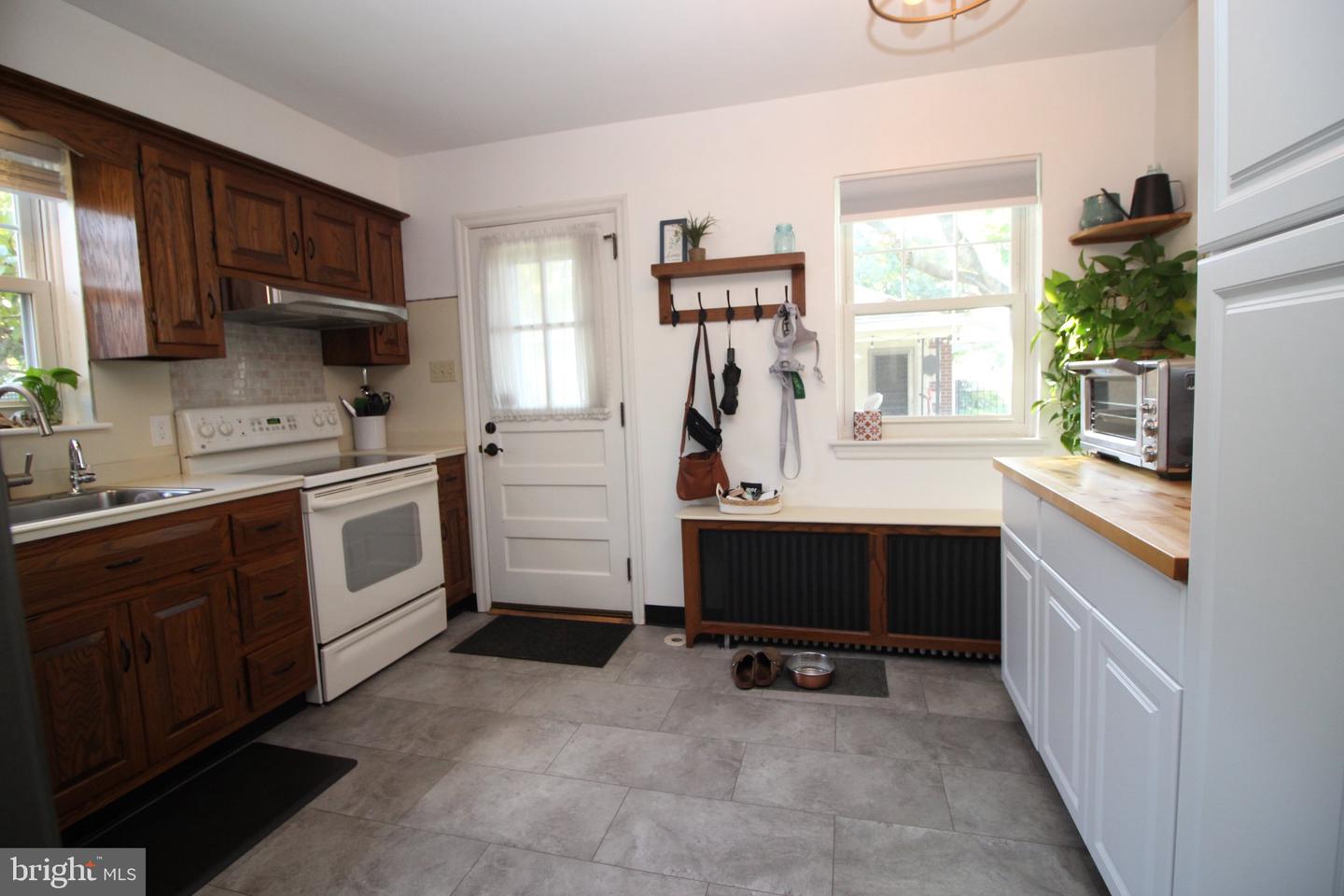 602 S Main St # Property Photo 15