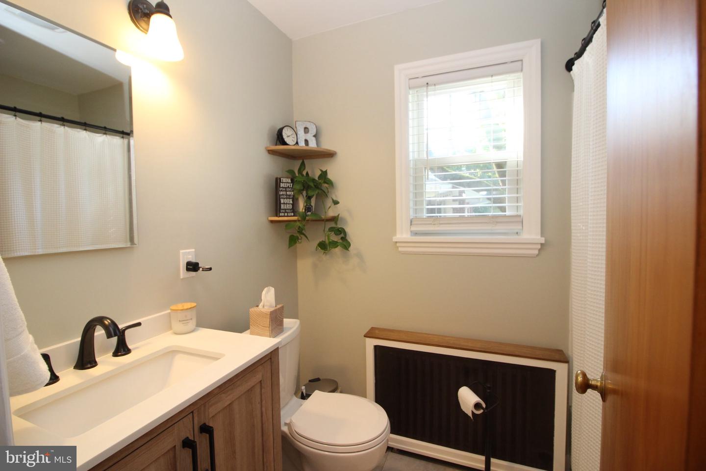 602 S Main St # Property Photo 18