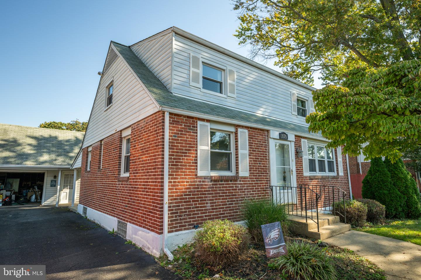 3575 W Mill Rd # Property Photo 3