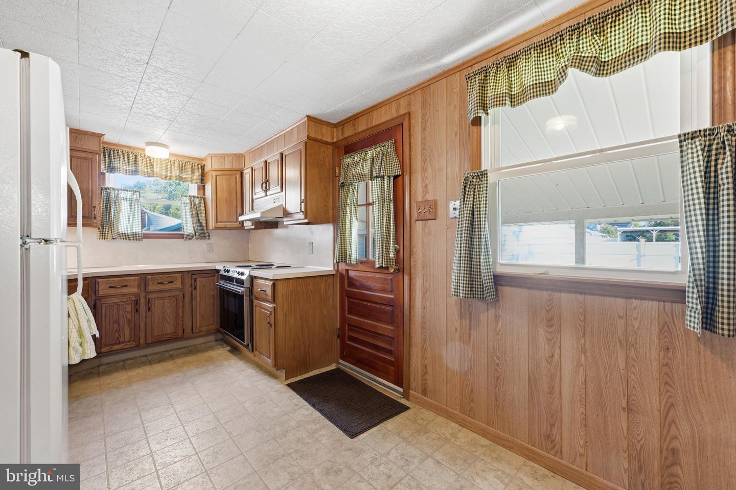 3575 W Mill Rd # Property Photo 20