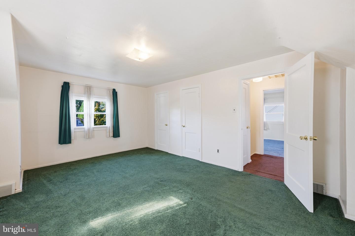 3575 W Mill Rd # Property Photo 23