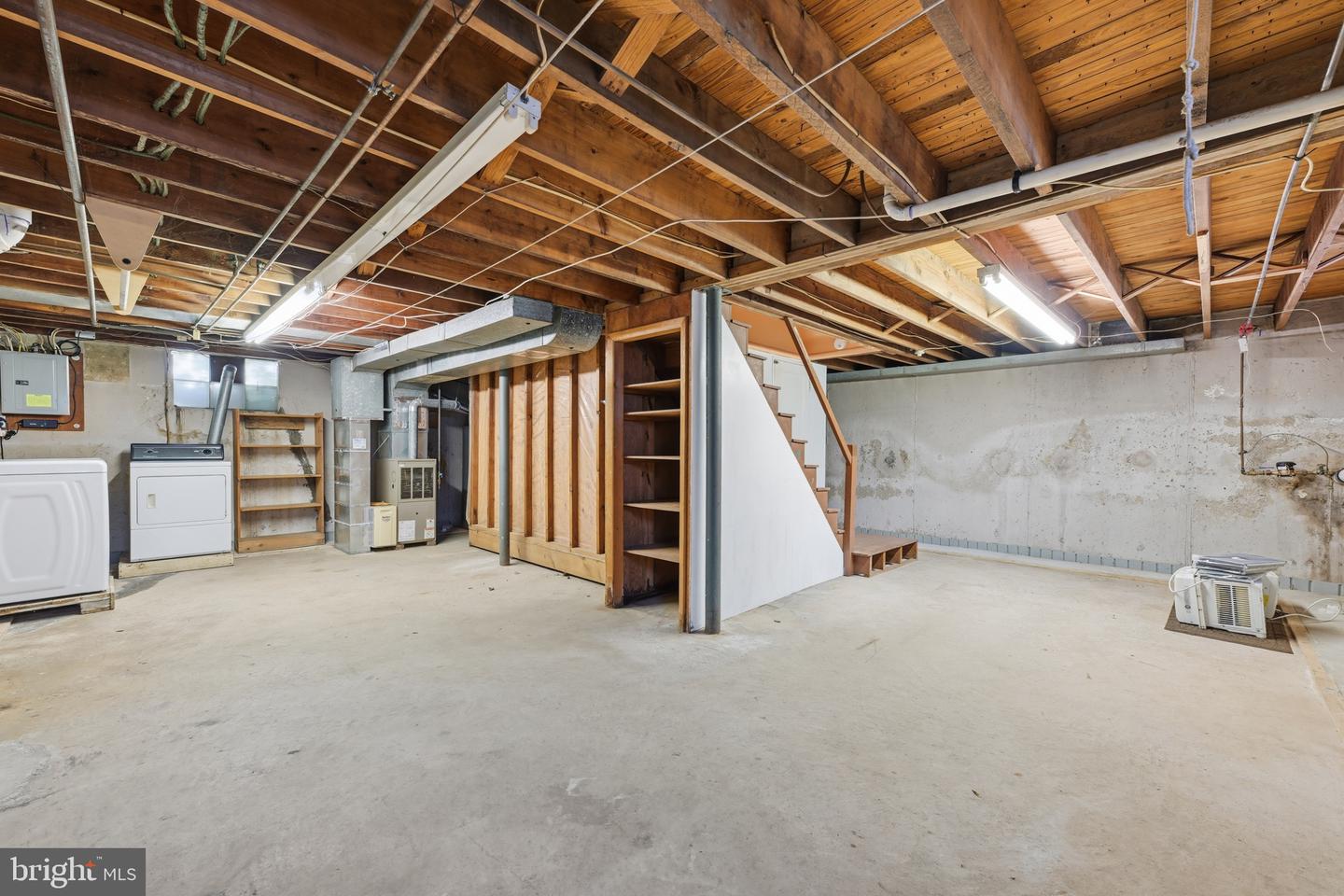 3575 W Mill Rd # Property Photo 30