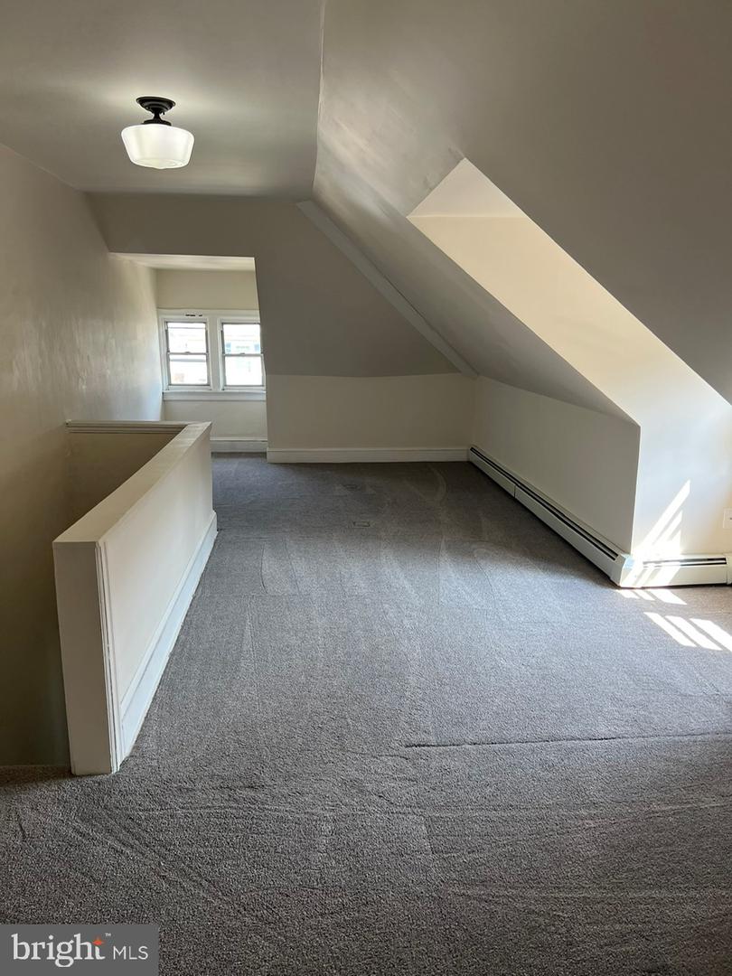 30 Church St Property Photo 13