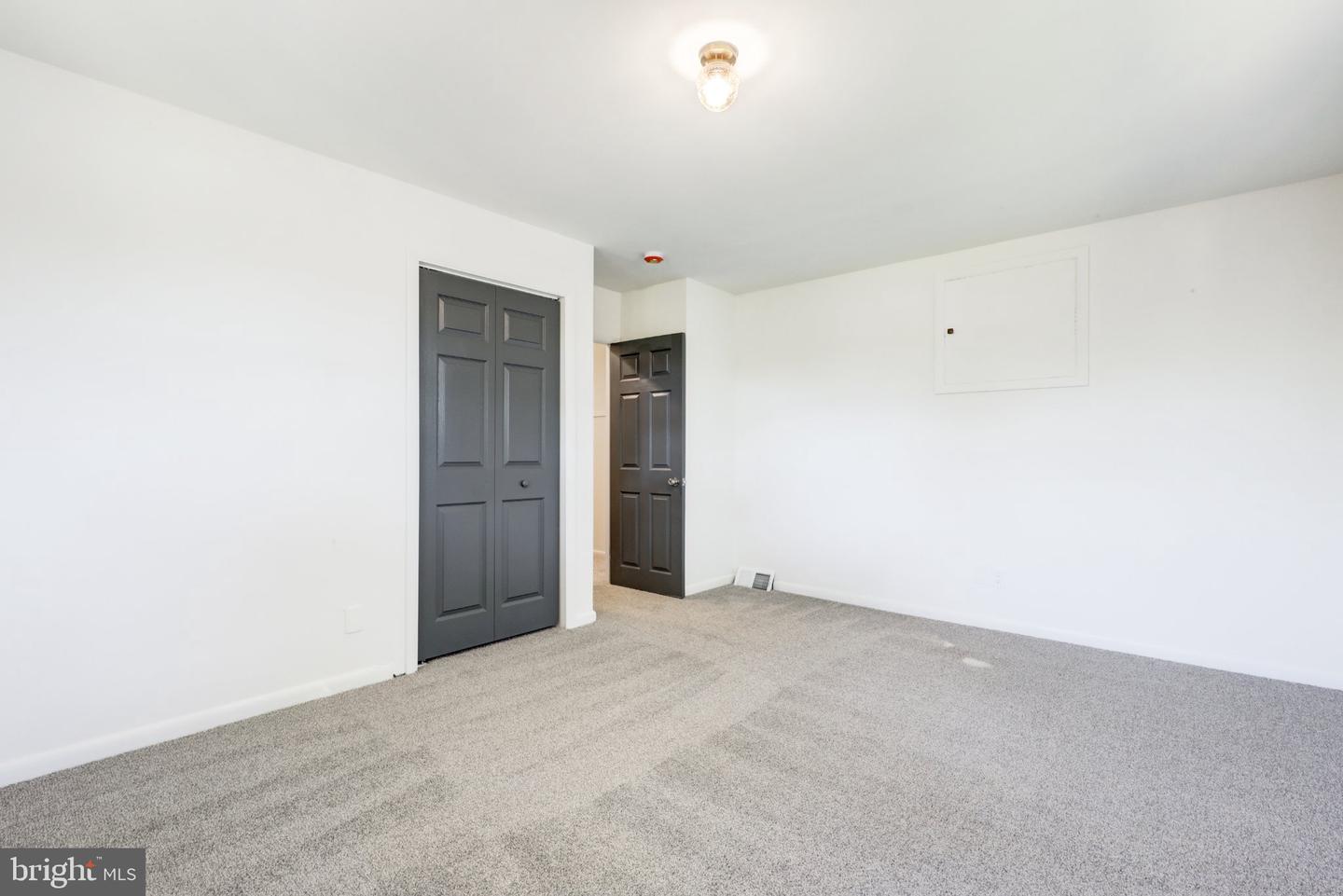 613 Martin Ln Property Photo 24