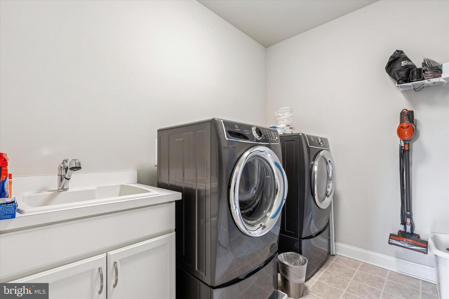 601 Bartram Ct Property Photo 29