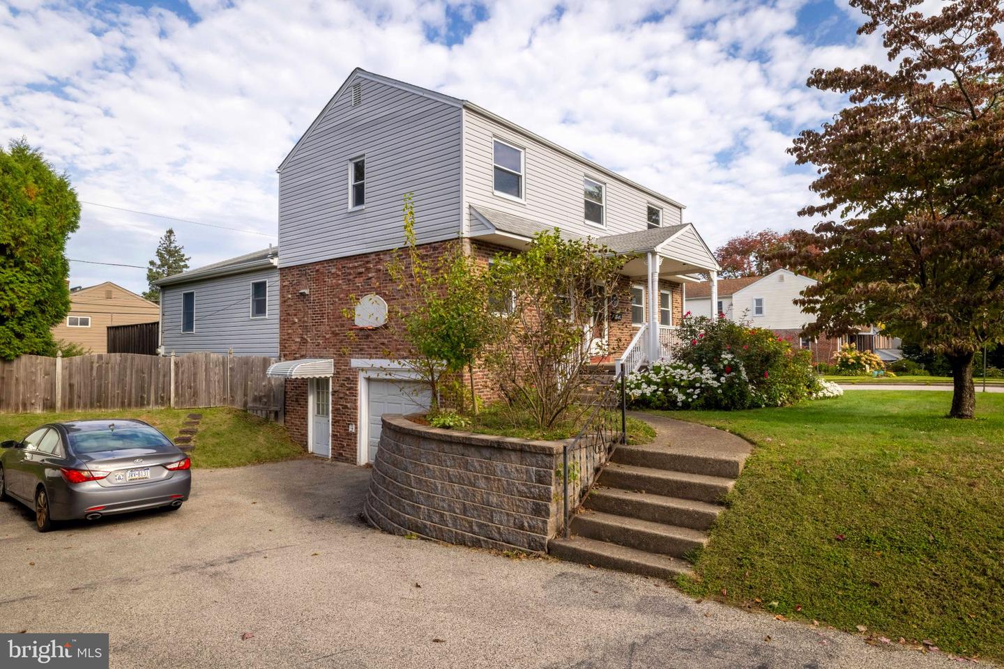 618 Highland Ave Property Photo 3