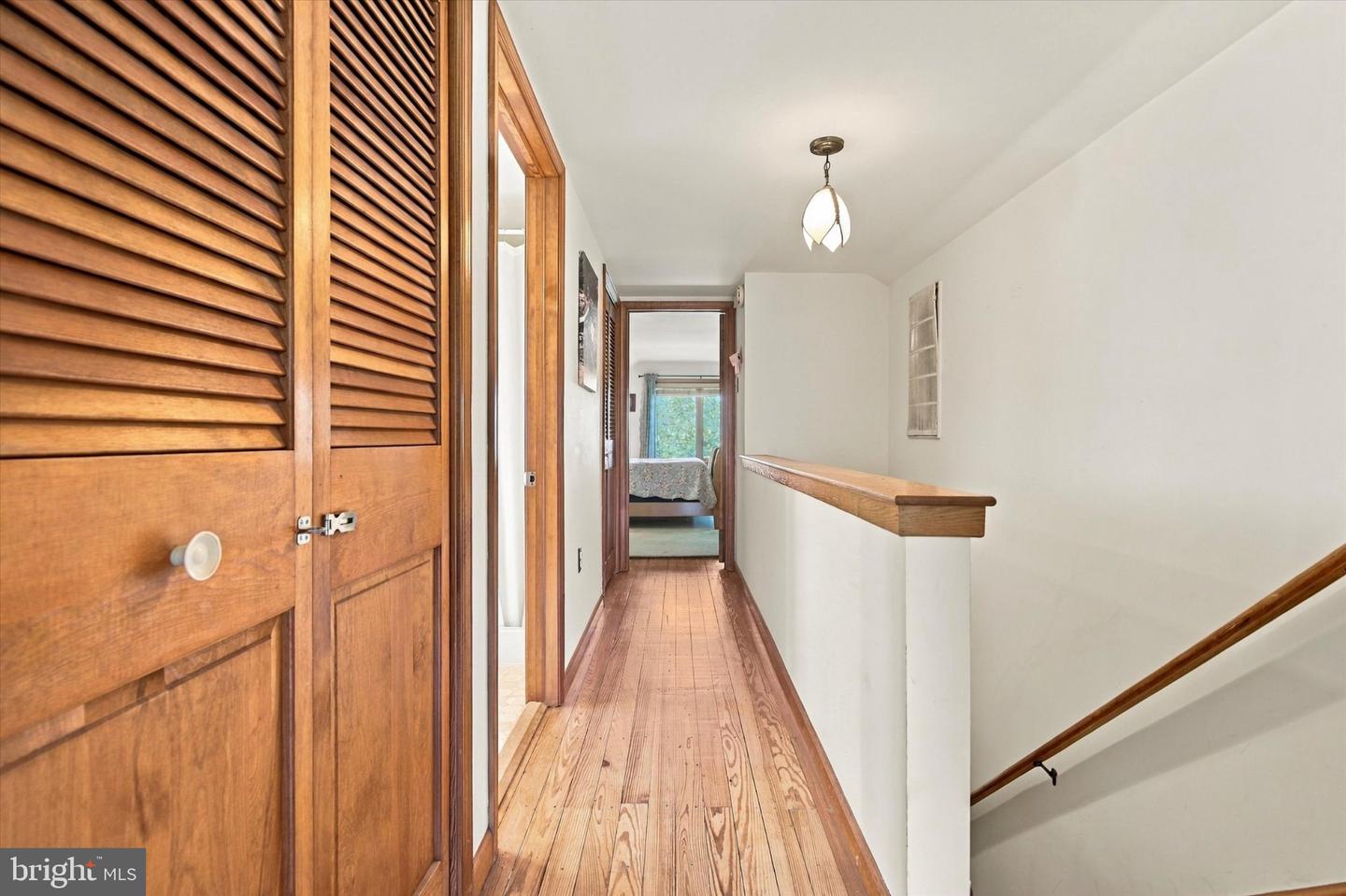444 E Summit St # Property Photo 19