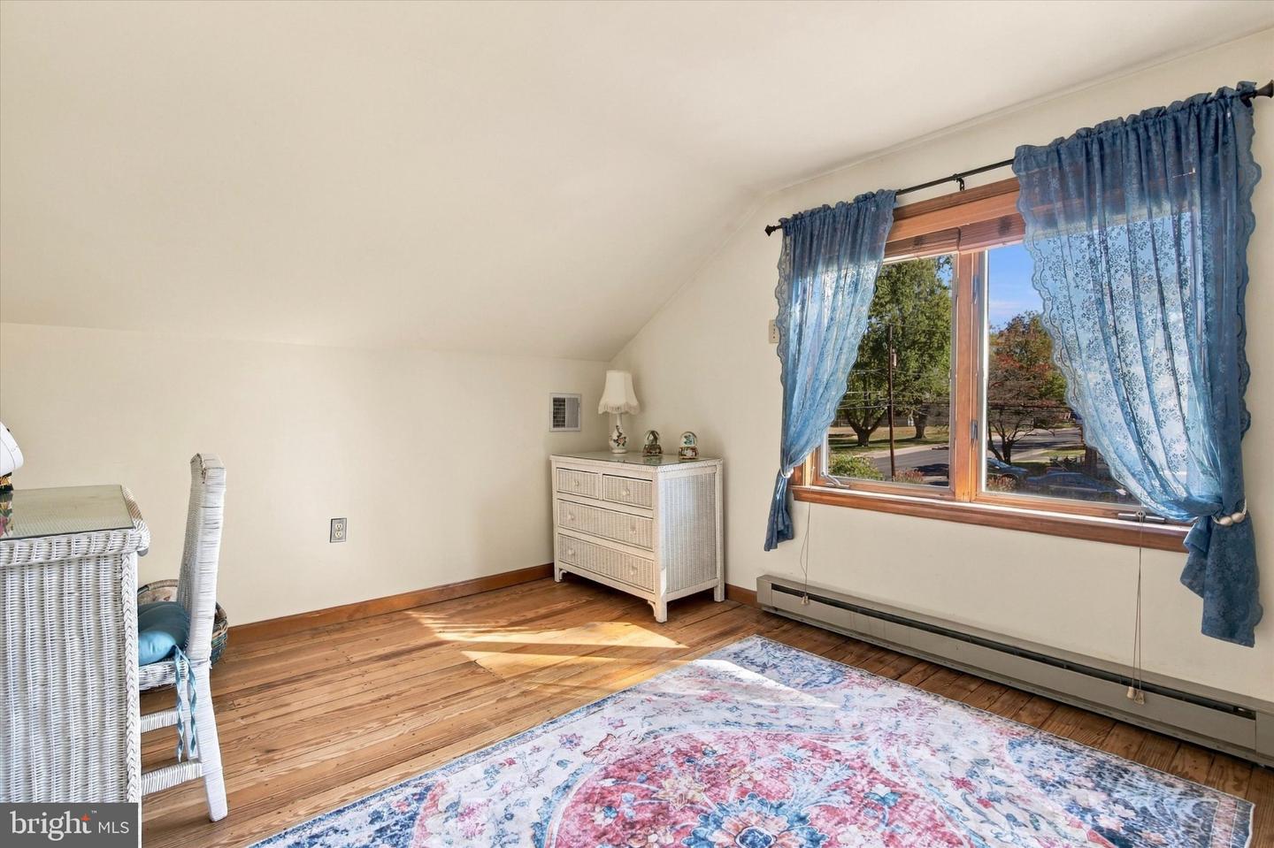 444 E Summit St # Property Photo 20