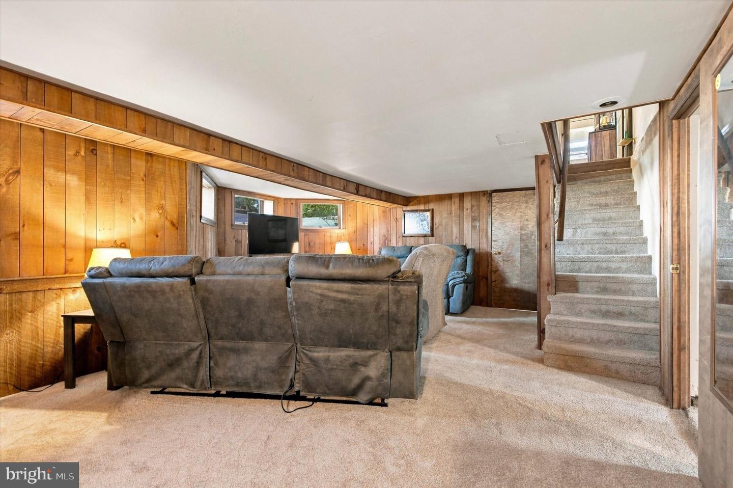444 E Summit St # Property Photo 25