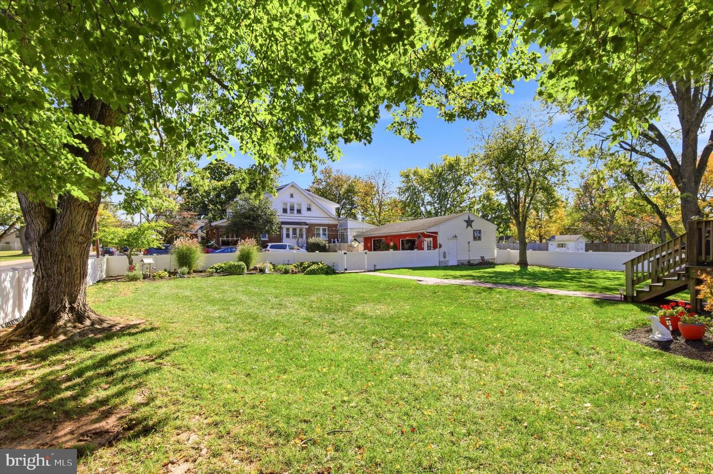 444 E Summit St # Property Photo 30