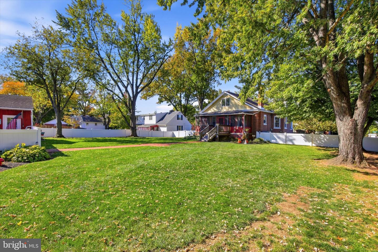 444 E Summit St # Property Photo 31
