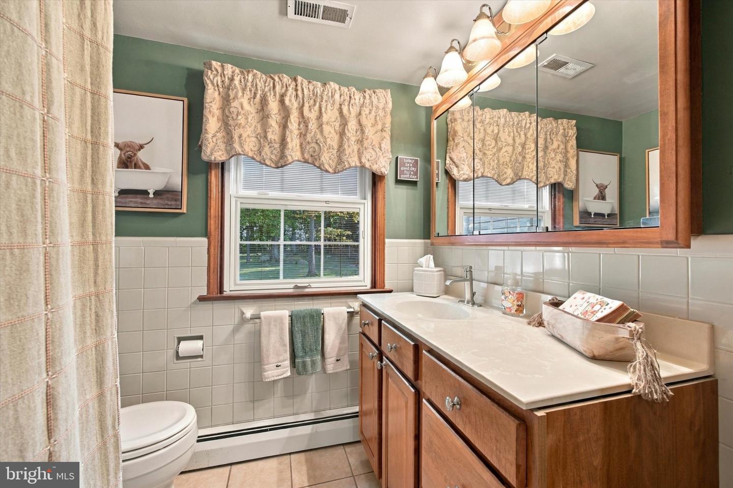 769 Roslyn Ave # Property Photo 24