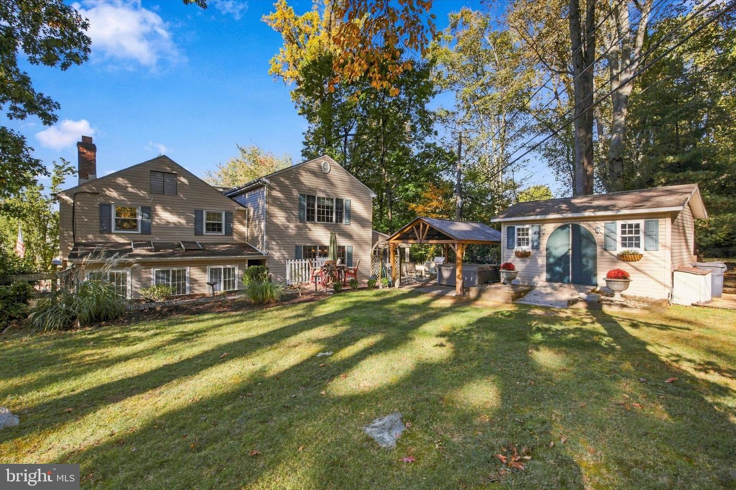 769 Roslyn Ave # Property Photo 31