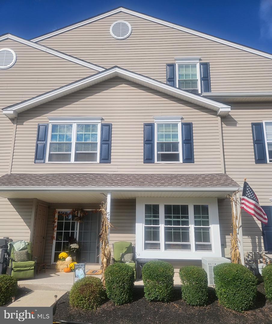 5406 DRAWBRIDGE CT Property Photo 1