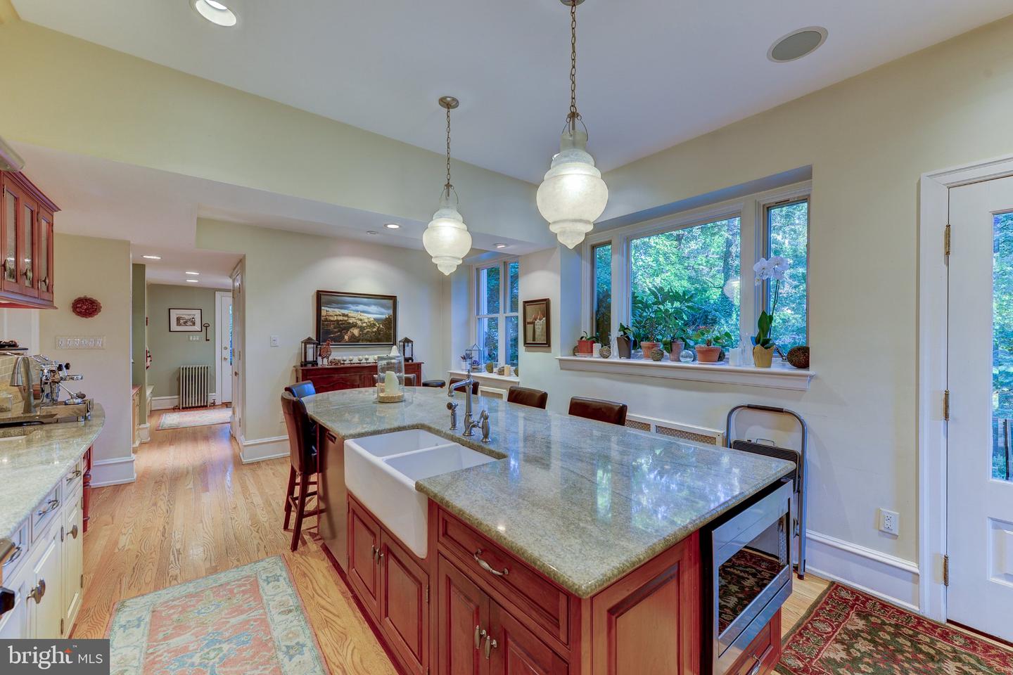 1011 Valley Rd Property Photo 52