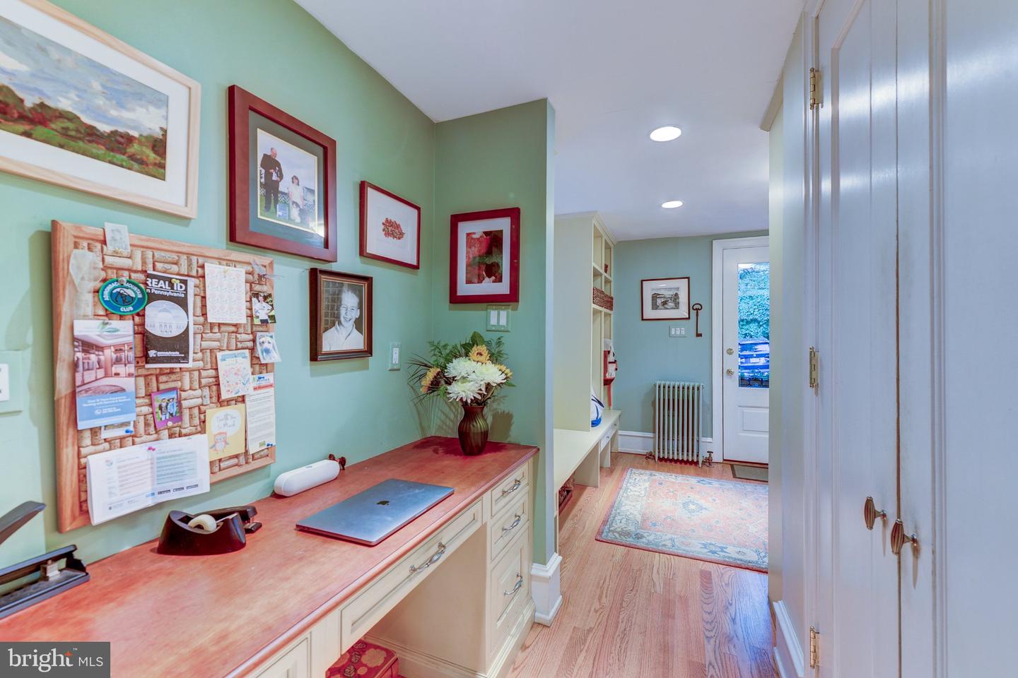 1011 Valley Rd Property Photo 55