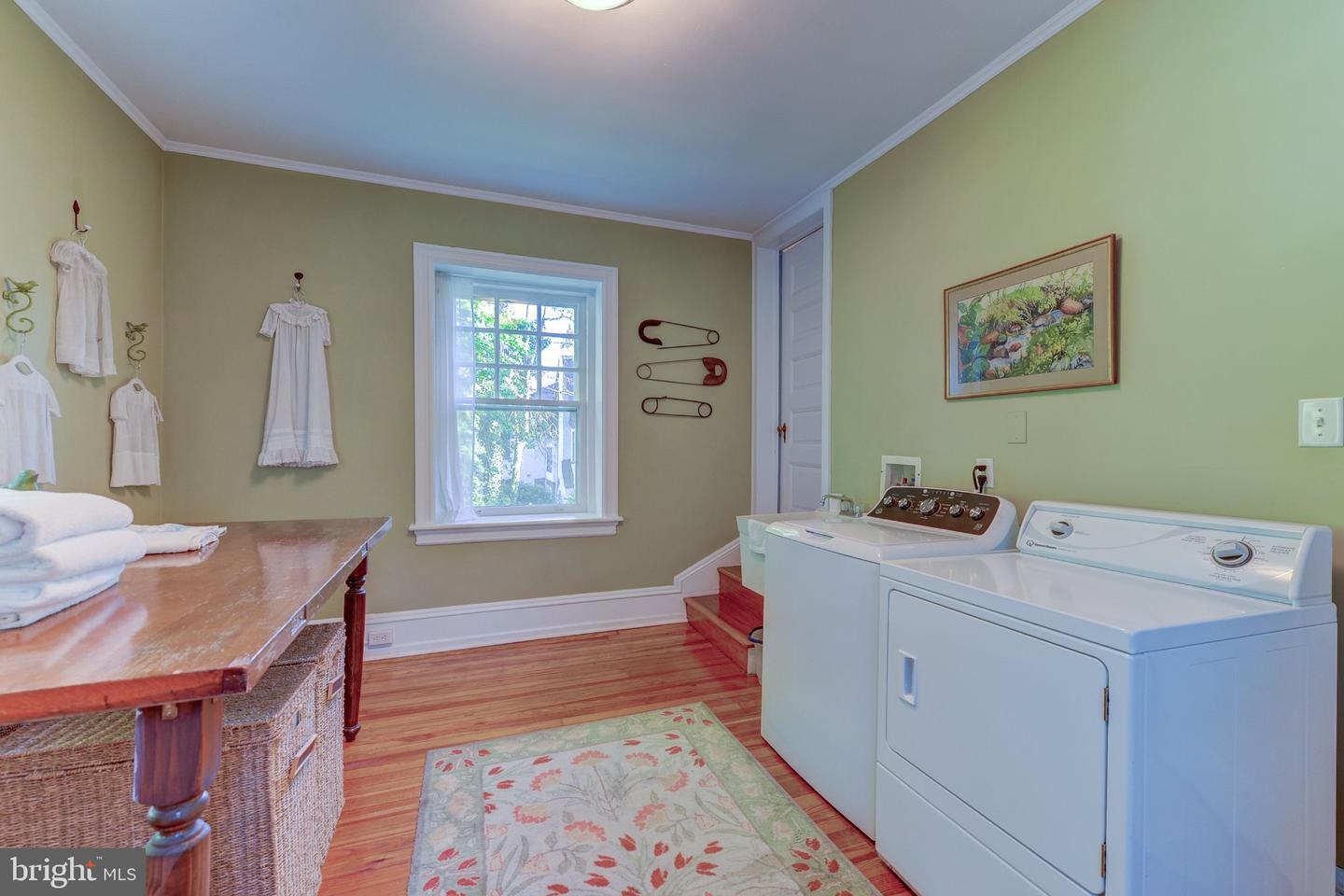 1011 Valley Rd Property Photo 74