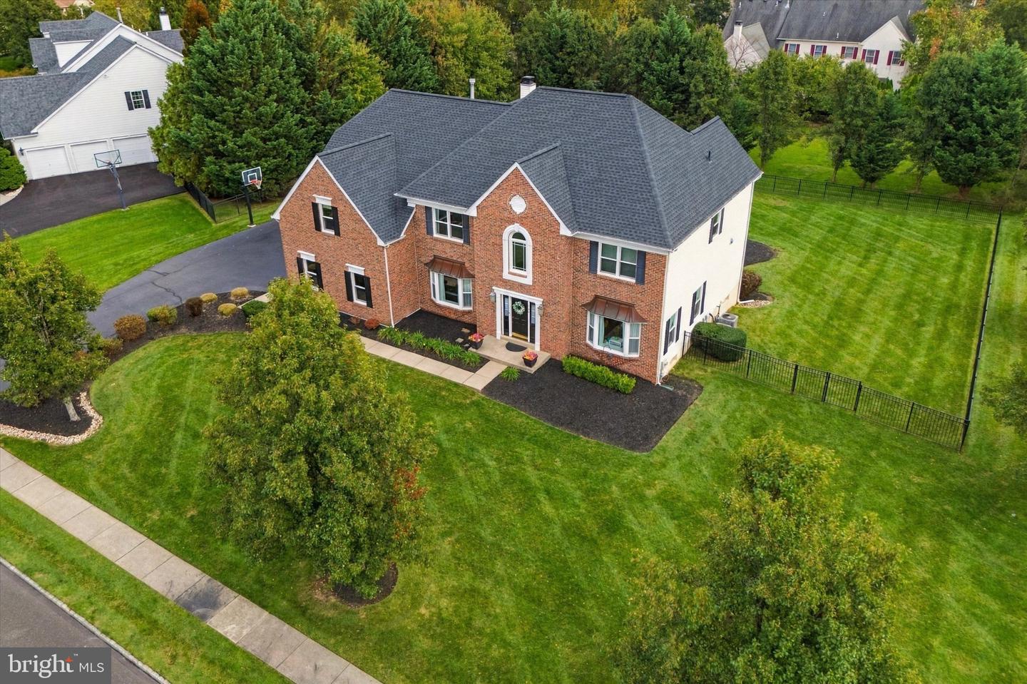 100 Bailey Dr # Property Photo 1