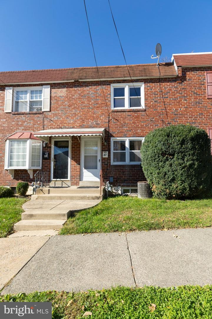 82 Walnut St # Property Photo 1