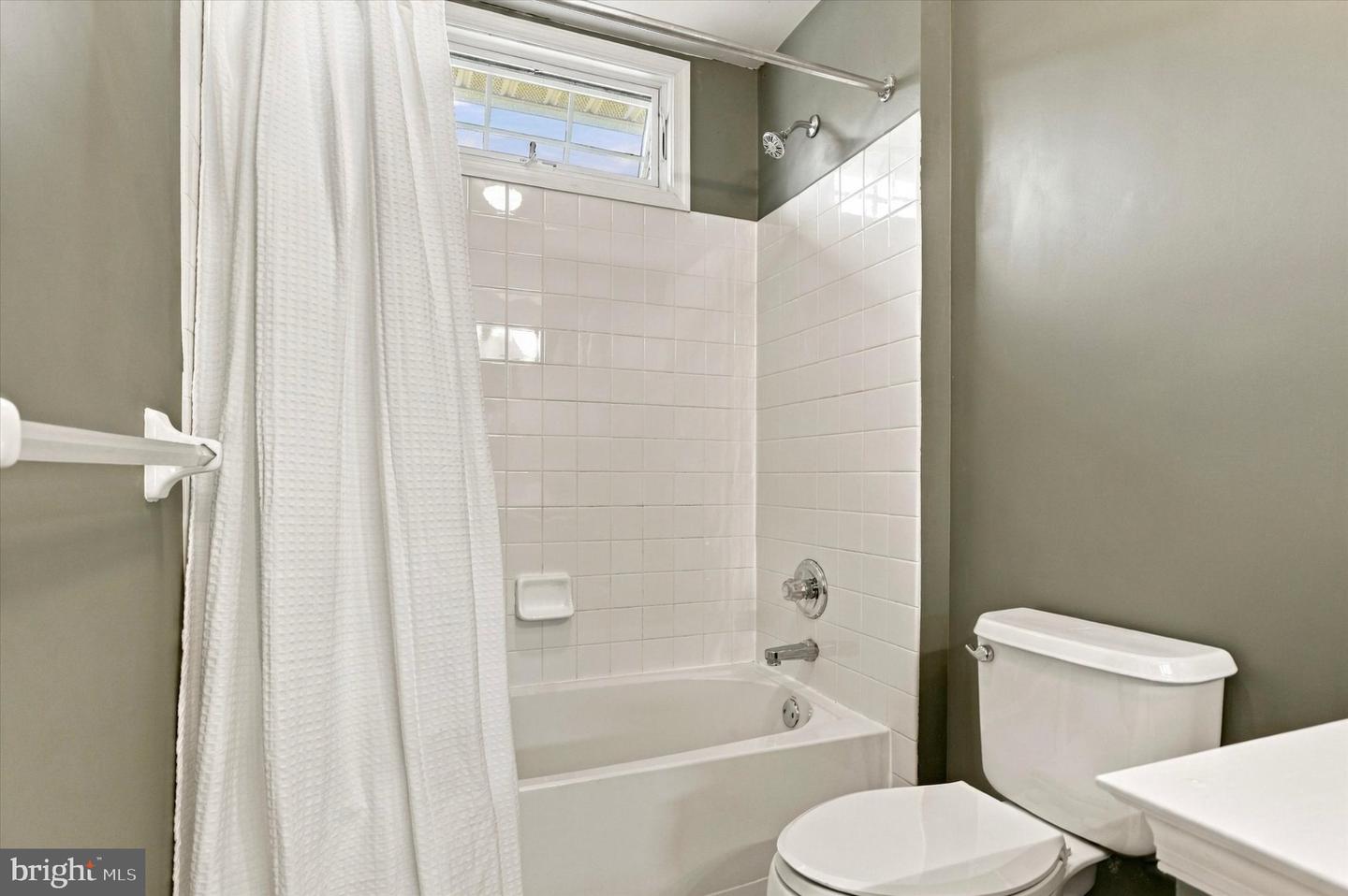 675 Broadmoor Dr # Property Photo 31