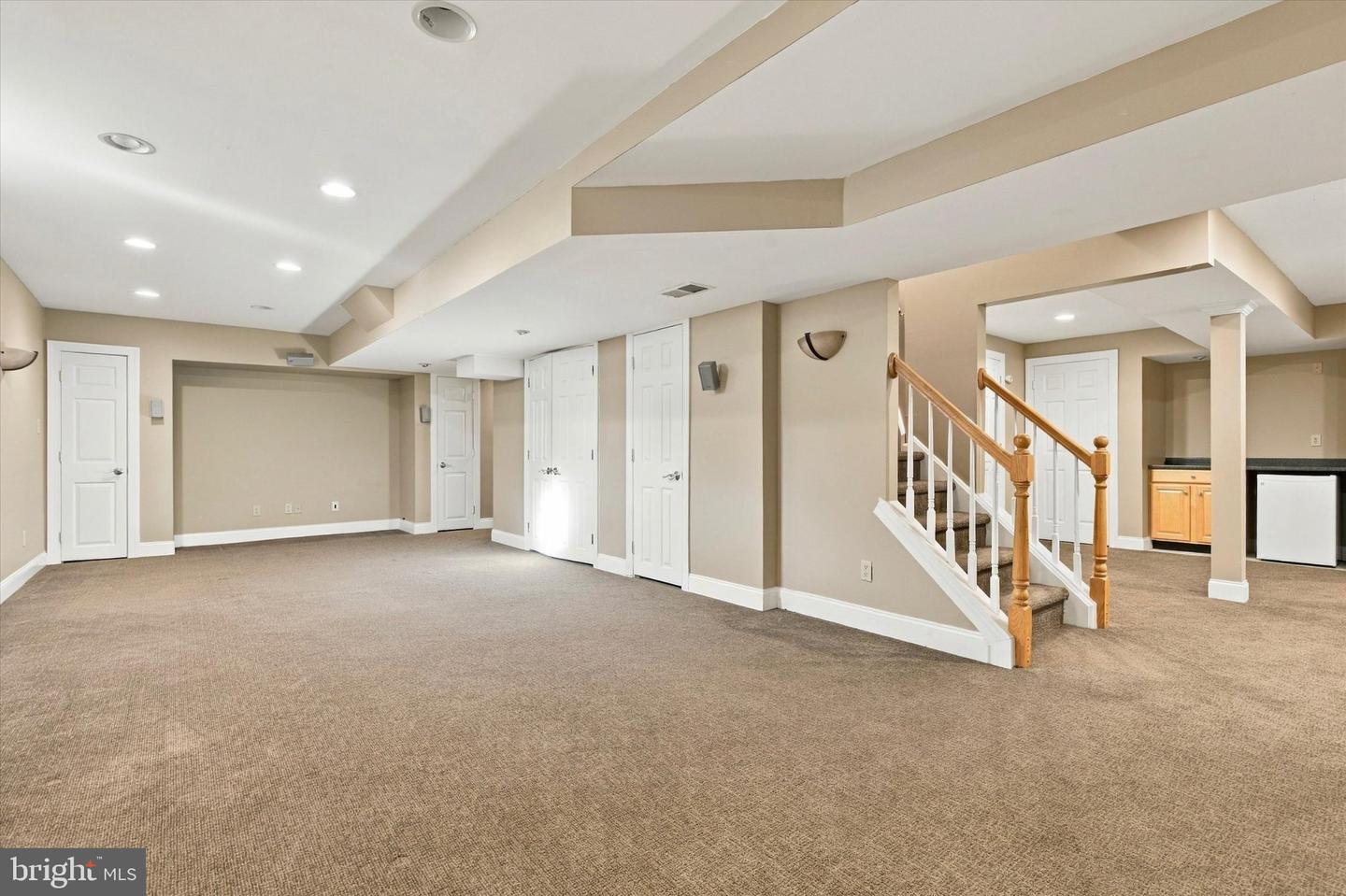 675 Broadmoor Dr # Property Photo 35