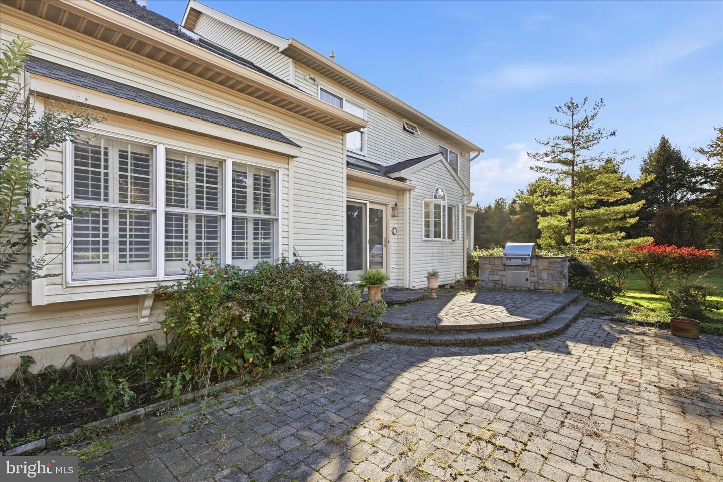 675 Broadmoor Dr # Property Photo 41