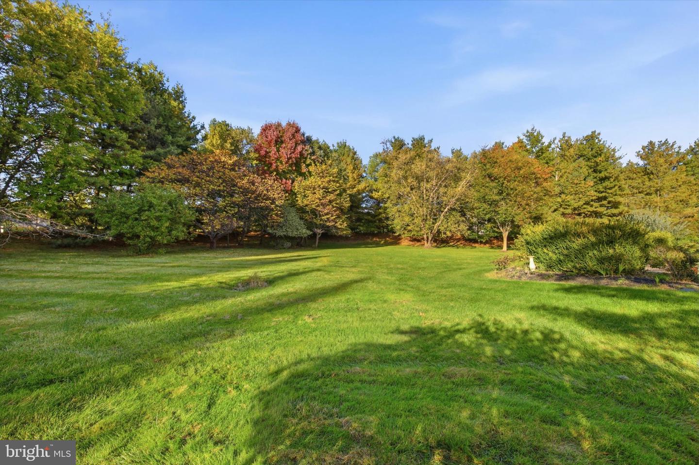 675 Broadmoor Dr # Property Photo 44