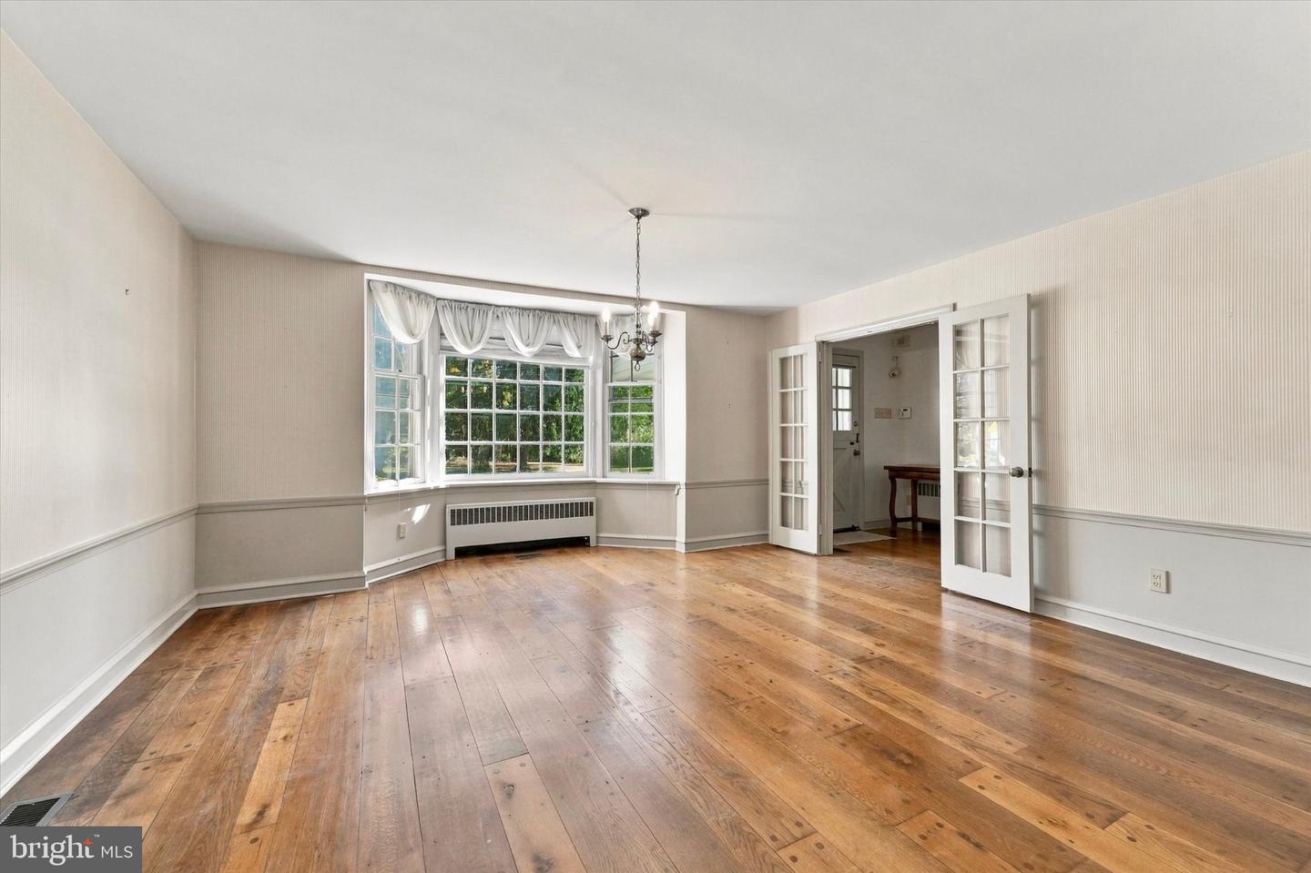 8300 Fairview Rd # Property Photo 10