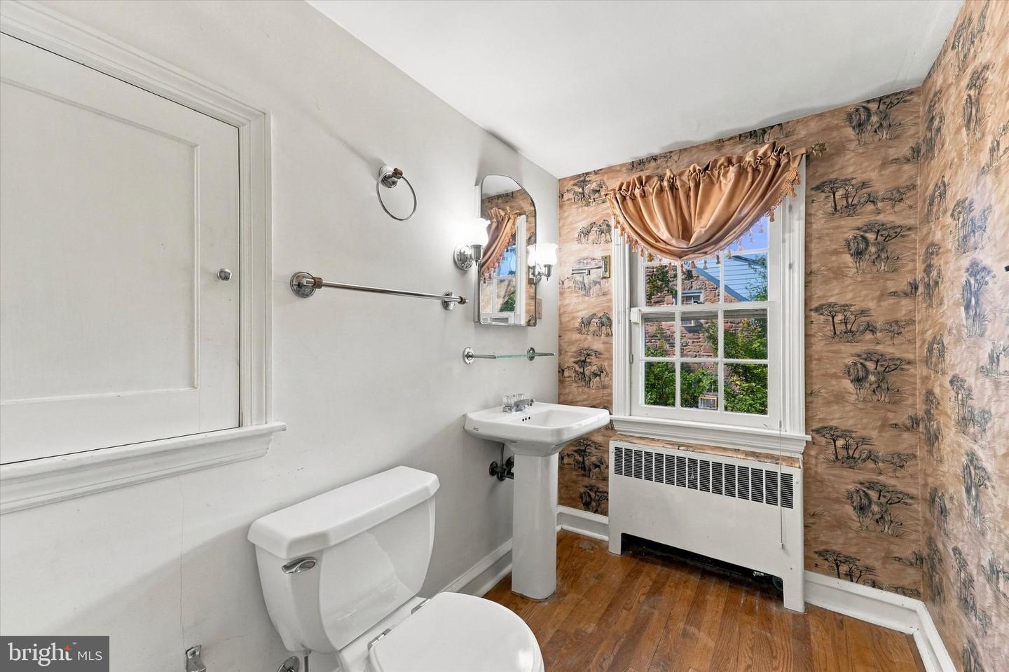 8300 Fairview Rd # Property Photo 21