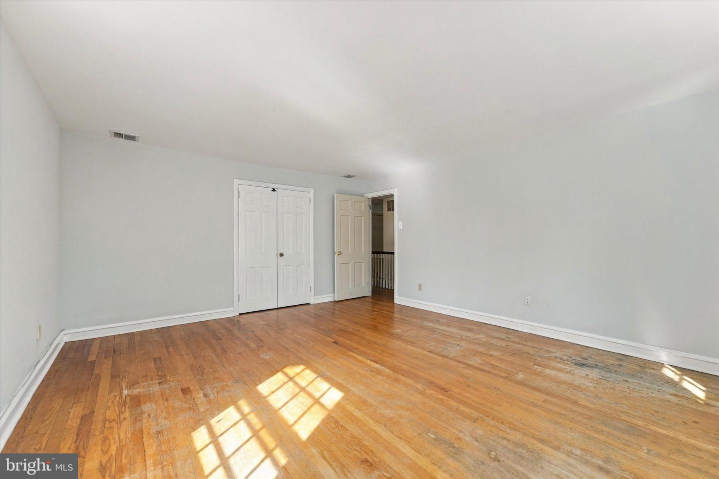 8300 Fairview Rd # Property Photo 22