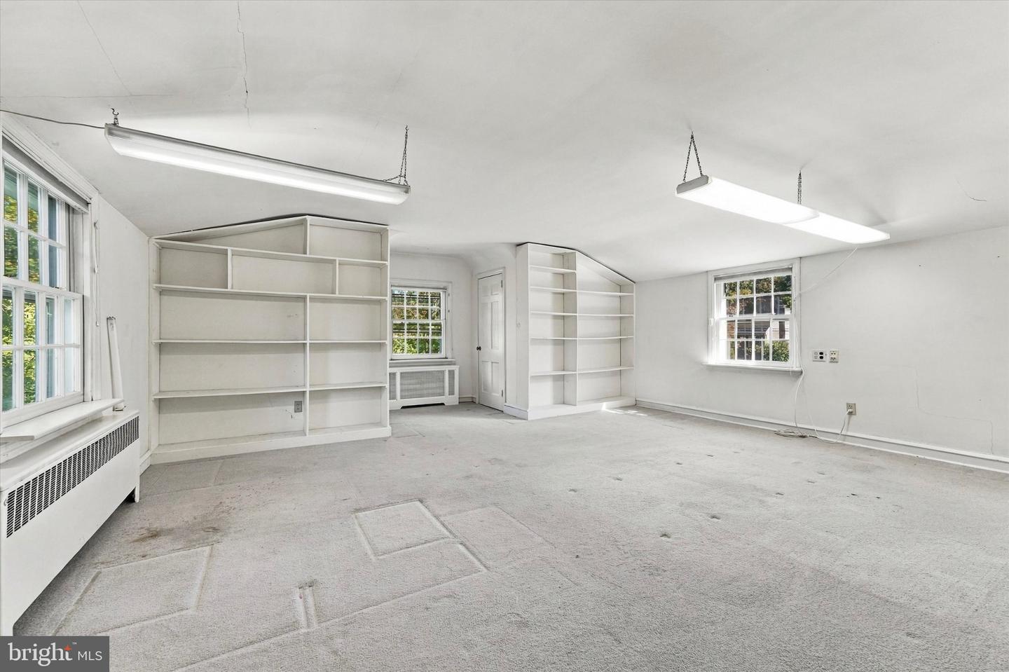 8300 Fairview Rd # Property Photo 27