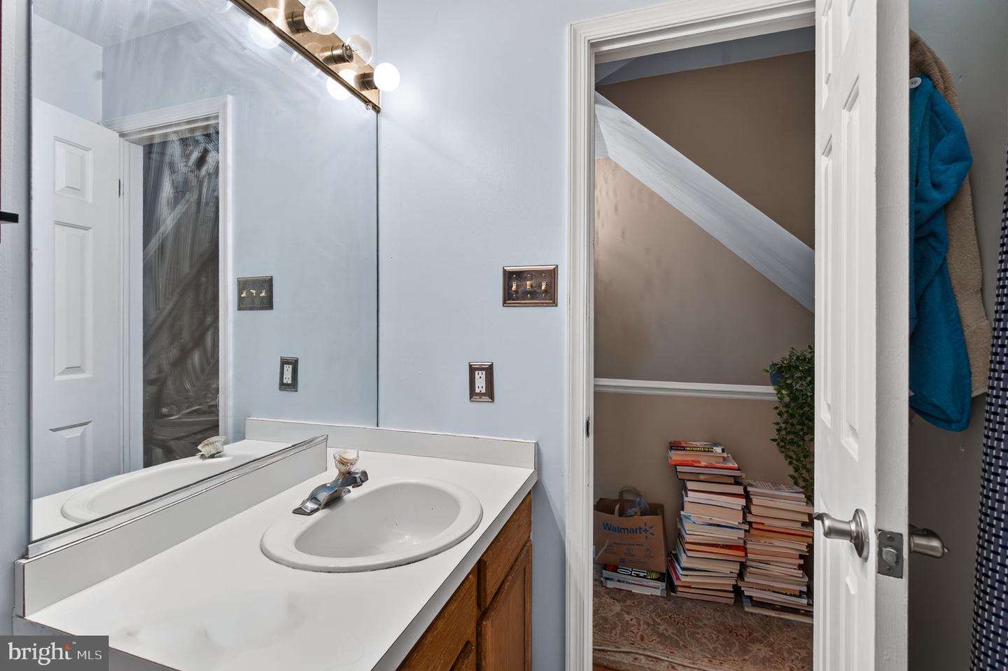 4039 Lantern Ln # Property Photo 22